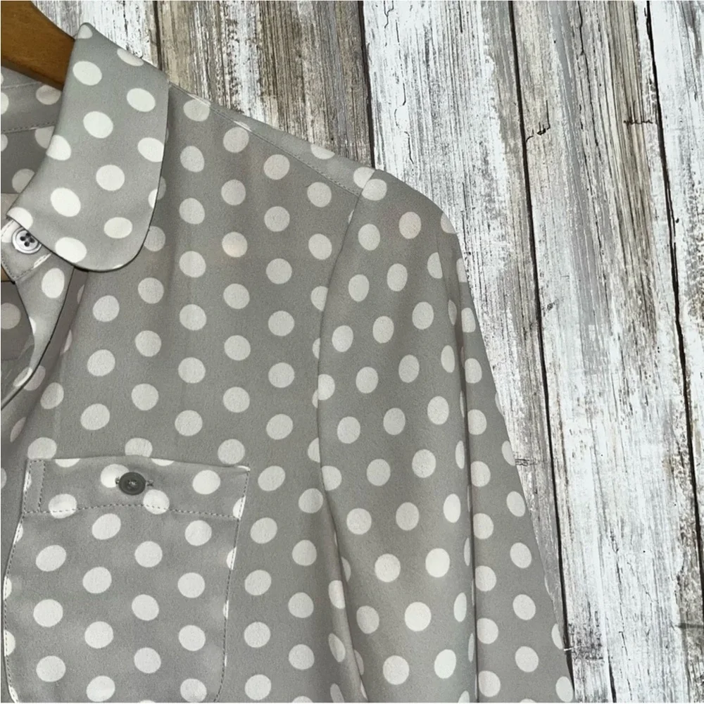Loft Grey Polka Dot Petite Button Down - Picture 4 of 6